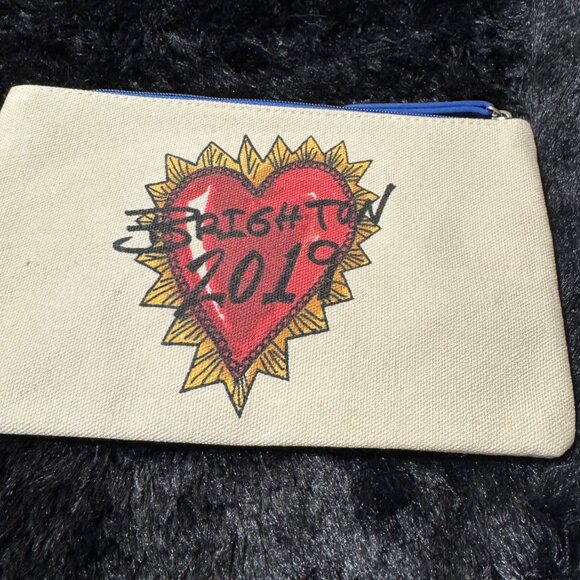 Brighton 2019 Canvas Zip Pouch With Colorful Birds & Heart Design - Picture 3 of 4